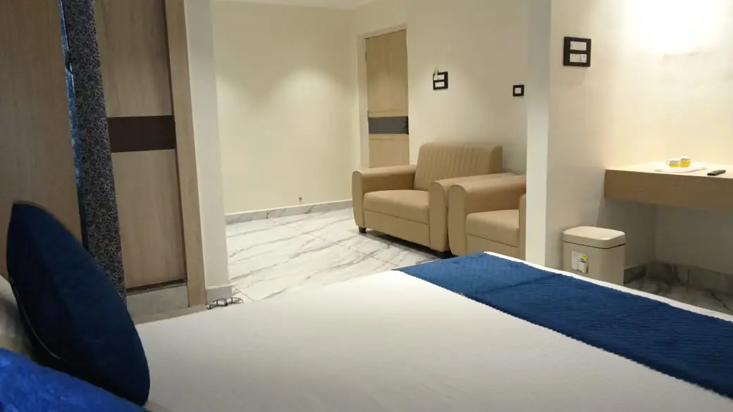 5 Hills Hotel Suite Room